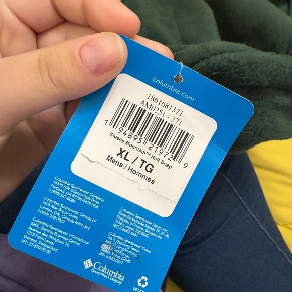 Columbia pullover! - Picture 2 of 3